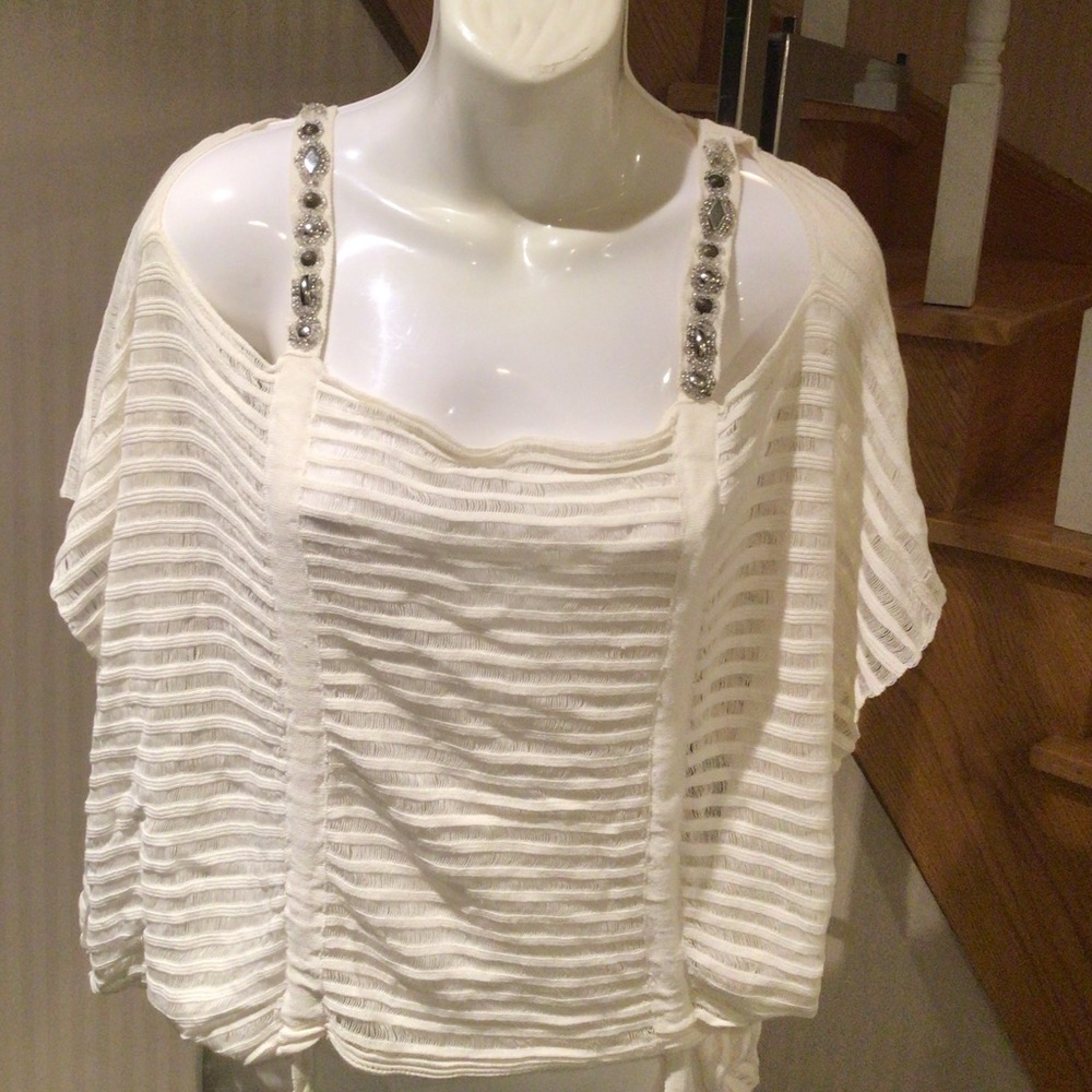 Elegant White Sleeveless Knit  Top